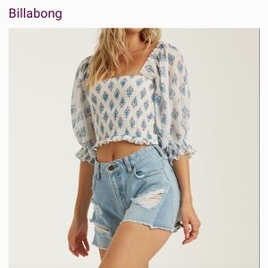 Billabong Feeling Groovy Top Size Large Boho Smocked Body Puff Shoulder Cropped